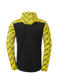 Capuchon sportjack met een zwart lichaam en levendige gele mouwen, versierd met een dynamisch patroon van zwarte strepen en een gestructureerde afwerking.