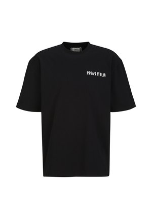 Schwarzes T-Shirt mit kurzen Ärmeln, rundem Ausschnitt und weißem Text "19V69 ITALIA" auf der oberen linken Brust.