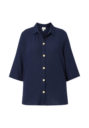 Mørkeblå skjorte med trekvartlange ærmer, knapper foran og klassisk krave, lavet af tekstureret letvægtsstof.