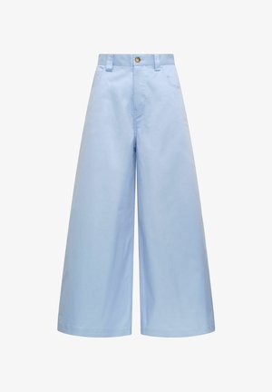 Pantaloni larghi azzurri chiari cropped con bottone frontale, chiusura con cerniera, passanti per cintura e tasche anteriori.