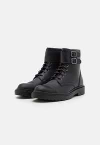 Zign Stivaletti stringati - black