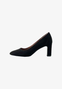 Sélectionné, new black faux suede