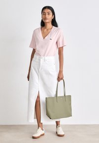 Lacoste CONCEPT - Shoppingväska - kaki