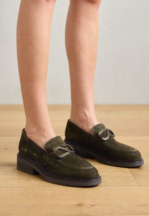 Zapatos sin cordones - thyme