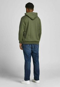 Jack & Jones JJEBASIC HOOD - Džemperis ar kapuci - forest night