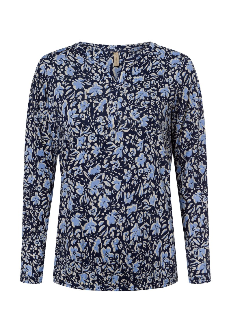 Maglietta a maniche lunghe blu navy con un motivo floreale in azzurro chiaro e crema. Presenta un colletto rotondo e una vestibilità rilassata, con una texture di tessuto morbido.