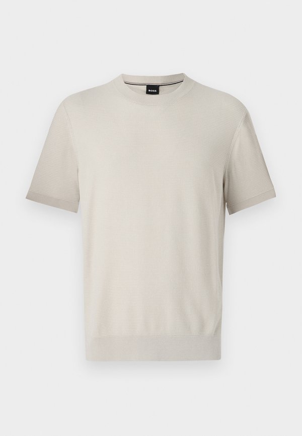 IANNI - Basic T-shirt3