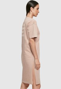 Merchcode HEARTBREAK  - Jerseykleid - duskrose