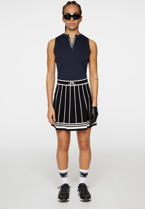 LEYA SLEEVELESS - Top3