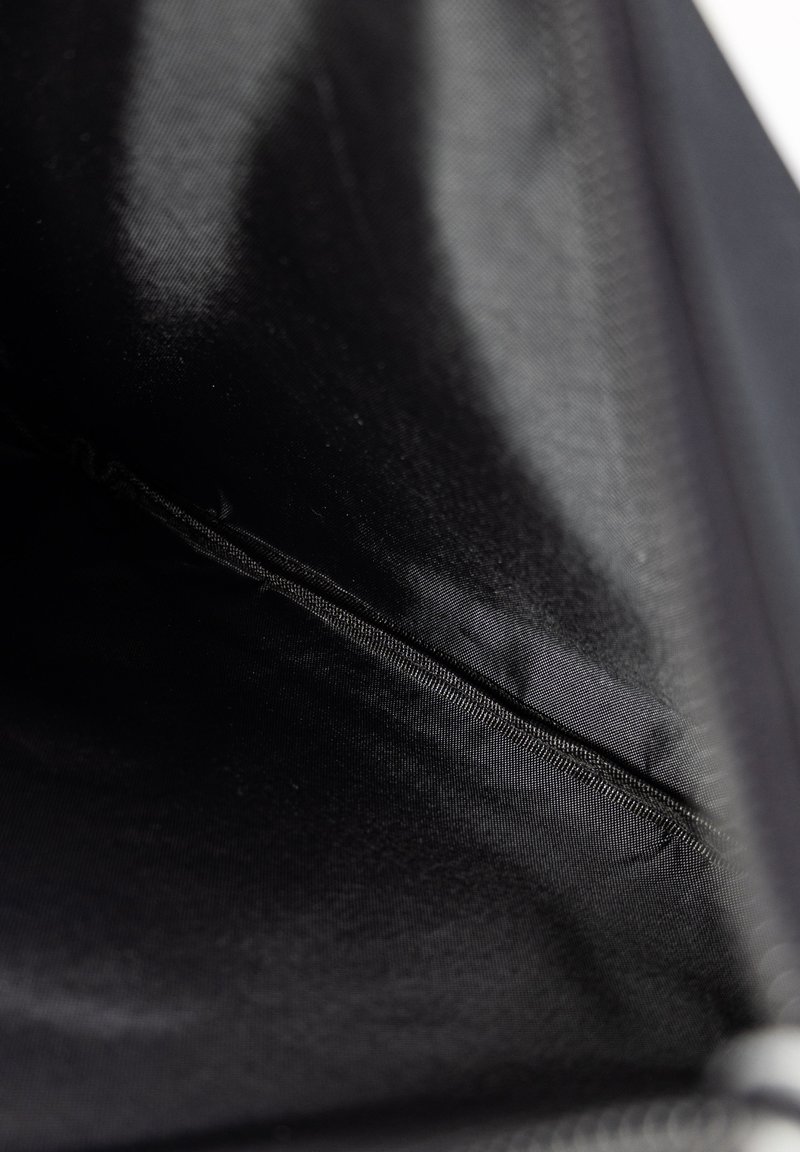 Pyrex Borse Pochette Pyrex Argento Pyrex STAMPA Pochette Fuxia