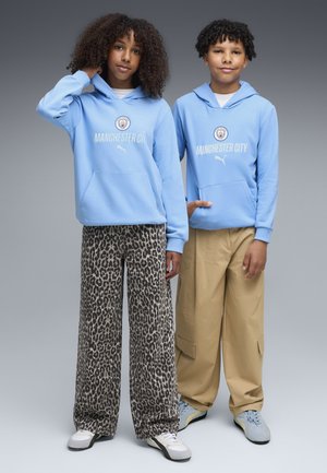 Puma, MANCHESTER CITY FTBLCULTURE HOODIE UNISEX - Equipación de clubes - team light blue-dewdrop