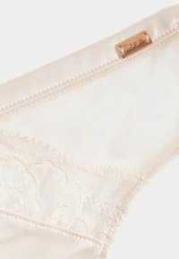 Marks & Spencer Trusser - pale opaline