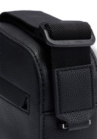 BOSS RAY ZIP UNISEX - Schoudertas - black