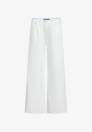 Valged laiapõlvalised püksid esiplaanitud voldi, nööpide ja tõmblukuga, vööaasade ja küljetaskutega.