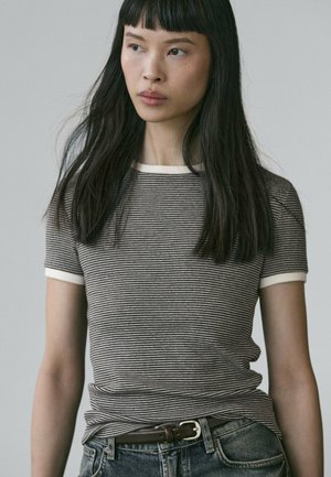 SHORT SLEEVE WITH CONTRAST DETAIL - T-shirt con stampa - dark grey