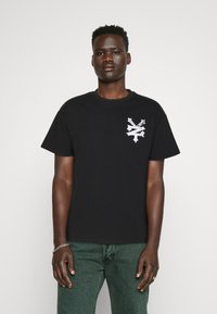 ZOO YORK - AQUA TEE UNISEX - Nyomott mintás póló - black Miniatűr kép 1