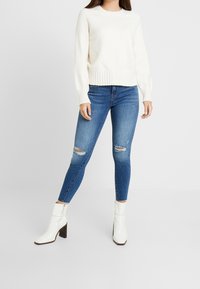 Noisy May Petite Jeans Skinny Fit - blue denim