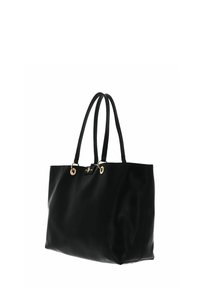 Borsa tote in pelle nera con due manici lunghi, dettagli in metallo dorato e una texture liscia e raffinata. Presenta una forma rettangolare strutturata.