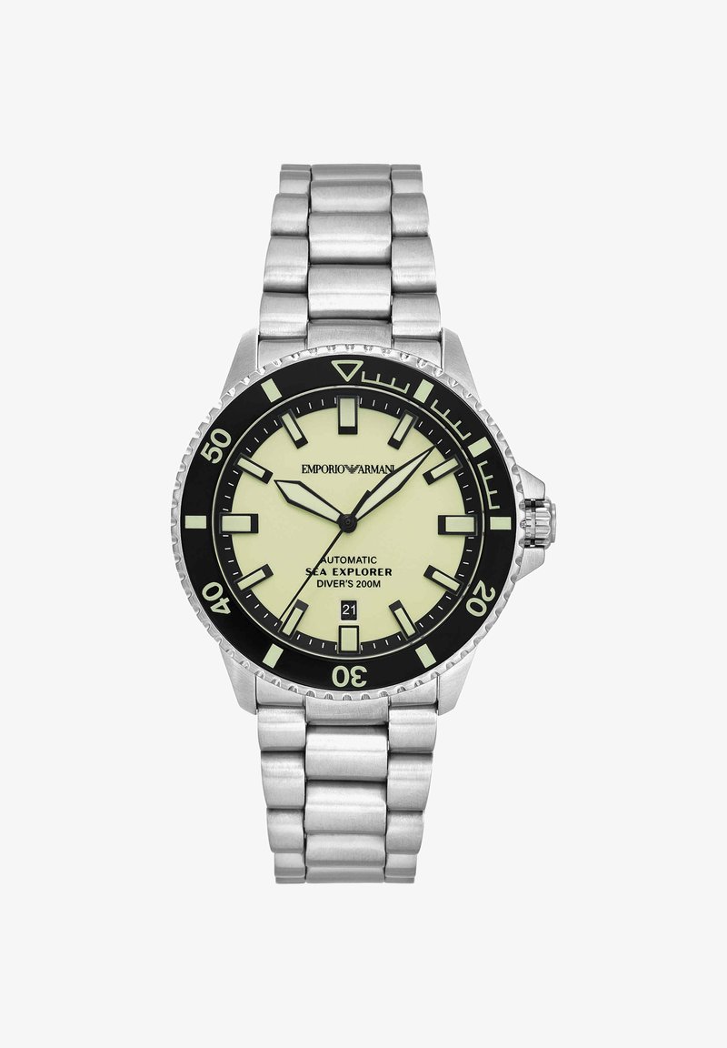 Orologio subacqueo in metallo argento con ghiera nera, quadrante luminoso, indici marcati, visualizzazione della data e marchio "Emporio Armani Sea Explorer".