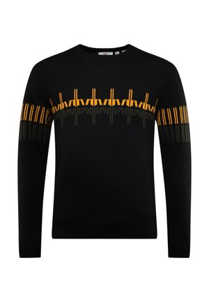 Schwarzer Pullover mit einem geometrischen Muster in Gelb und Grün über der Brust und an den Ärmeln, mit Rundhalsausschnitt und gerippten Bündchen.
