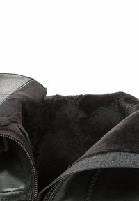 Betsy Gležnjače s vezicama - black