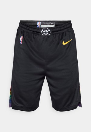 Černé basketbalové šortky s síťovinou, elastickým pasem, žlutým logem Nike, logem NBA a duhovými proužky na bocích.