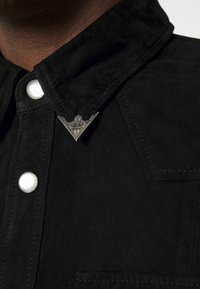 Deadwood HELLAS - Camisa - black