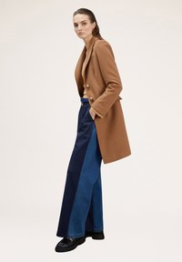 Motivi Cappotto corto - beige