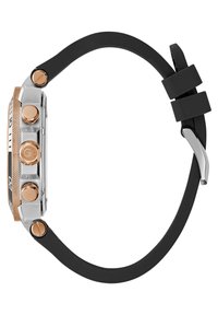 Horloge met een zwarte silic strap, een roestvrijstalen kast in zilver en roségoud, en drie knoppen aan de zijkant. Bevat een gestructureerde bezel.