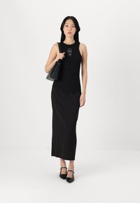 Anna Field P&C SMART MAXI SKIRT WITH BELT  - Velika suknja - black/white