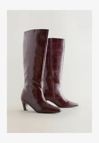 Selected, new berry red croc embossed