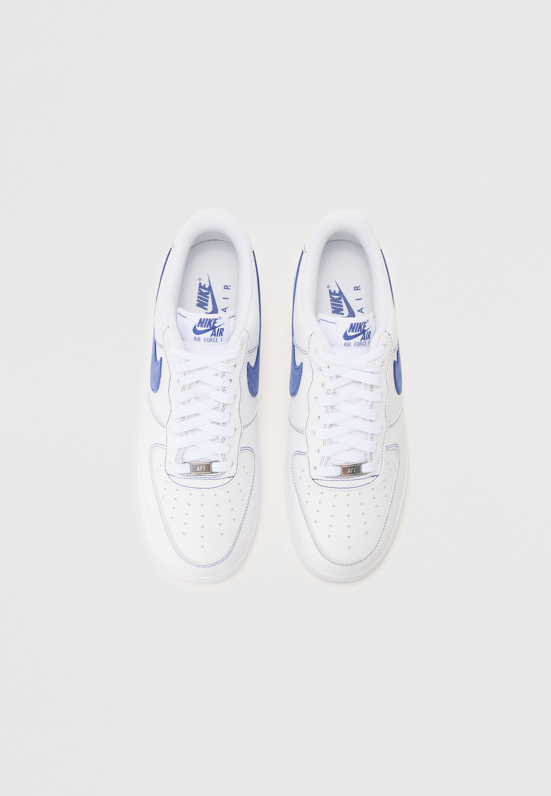 nike air force 1 royal toe