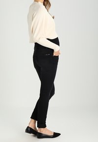 MAMALICIOUS Strickpullover - off-white