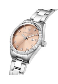 Orologio in metallo argentato con quadrante in oro rosa, 12 indicatori di diamante, funzione data e lunetta testurizzata. Presenta un bracciale in acciaio inossidabile.