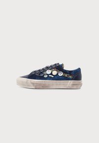 Неизбран, nvy/souvenir navy