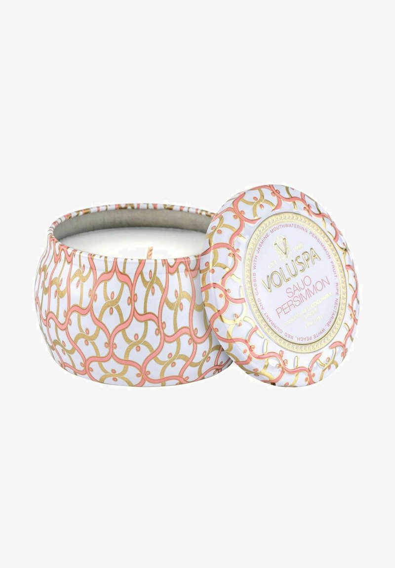Voluspa - VOLUSPA DECORATIVE TIN CANDLE SAIJO PERSIMMON 113G - Duftlys - transparent, Forstør