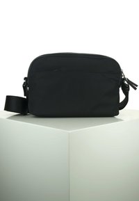Mandarina Duck HUNTER - Umhängetasche - black