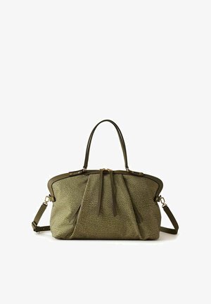 Sac à main texturé vert olive avec deux poignées et une bandoulière détachable, équipé de ferrures dorées et de sangles décoratives à l'avant.