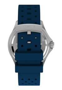 Niebieski zegarek na gumowym pasku z obudową ze stali nierdzewnej w kolorze srebrnym, posiada teksturowany pasek oraz wygrawerowaną nazwę marki na zapięciu.