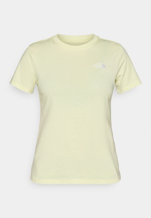 T-shirt en coton jaune clair à manches courtes, col rond, avec un petit logo blanc sur la poitrine gauche. Texture lisse.