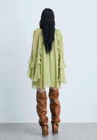 Mango Freizeitkleid - green