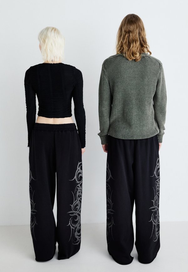 WASHED TATTOO MONSTER JOGGER UNISEX - Tracksuit bottoms2