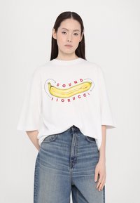 Fiorucci BANANA SOUND - Trükipildiga T-särk - white