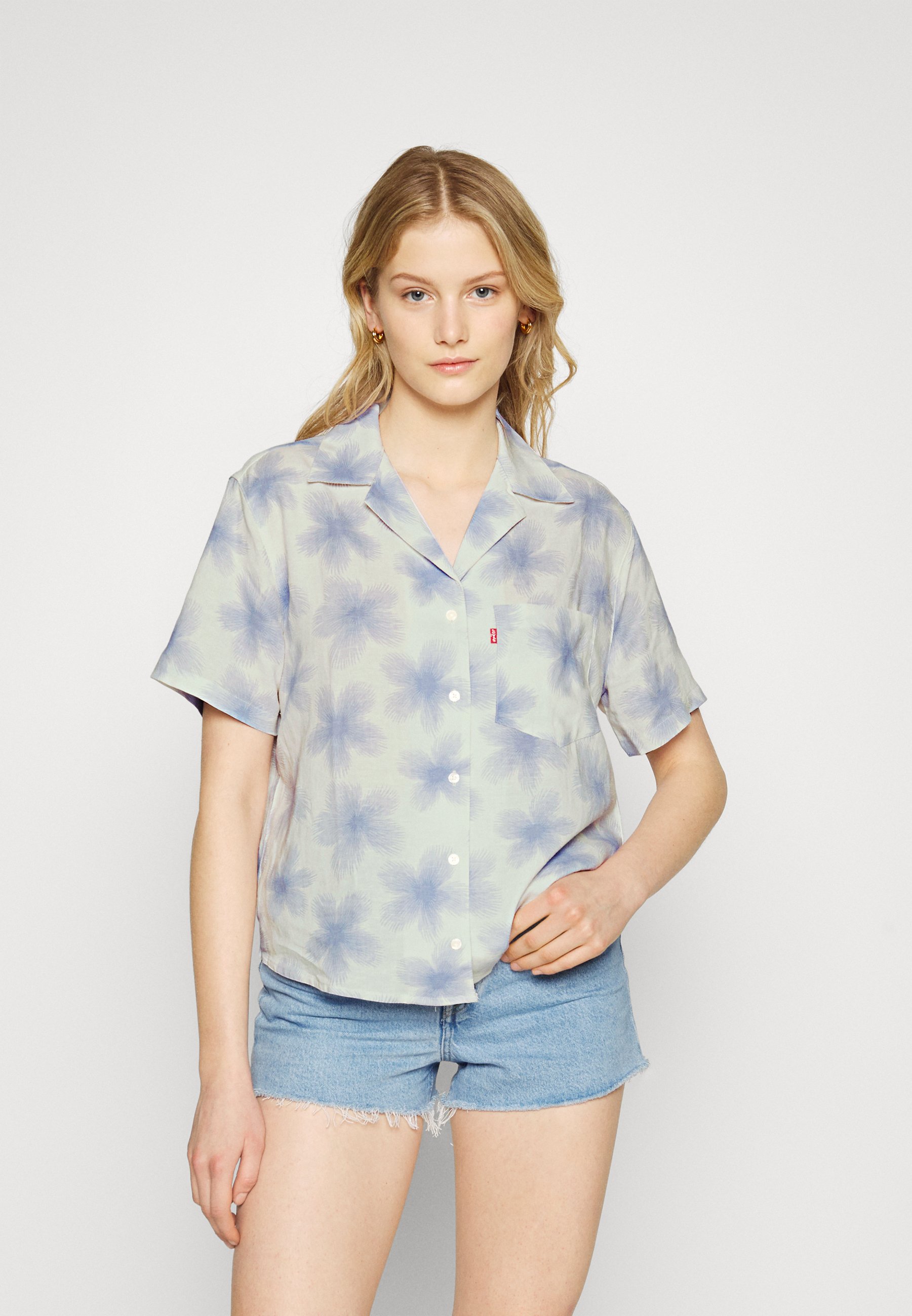 Levi's® DITA CAMP COLLAR BLOUSE 