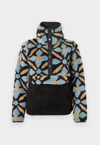 Δεν επιλέχθηκε, black pebble