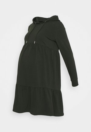 Vestido de maternidade verde escuro, com saia em camadas, mangas longas e capuz com cordão. Feito de tecido macio e elástico.