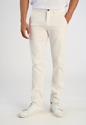 Lindbergh, SUPERFLEX CHINO PANTS - Chinos - cream white