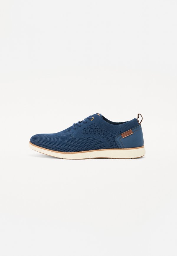 WHESLEY MEN LOW - Trainers