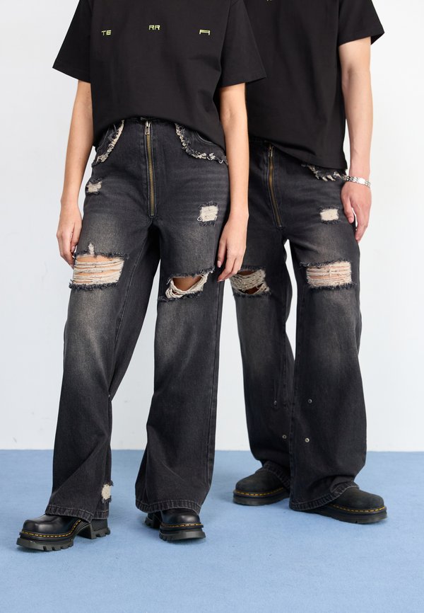 TERRA RIPPED UNISEX - Baggy Jeans
