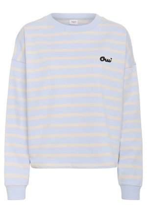 Hele helesinine dressipluus horisontaalsete kreemjate triipudega, ümmargune kaelus, laiem lõige ning must tikandiga tekst "Oui" rinnal. Puuvillane materjal.